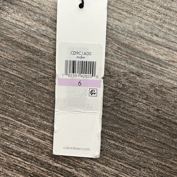 Size 6 Women's Green Scuba Crepe Sheath Dress by Calvin Klein - Green - Picture 4 of 5